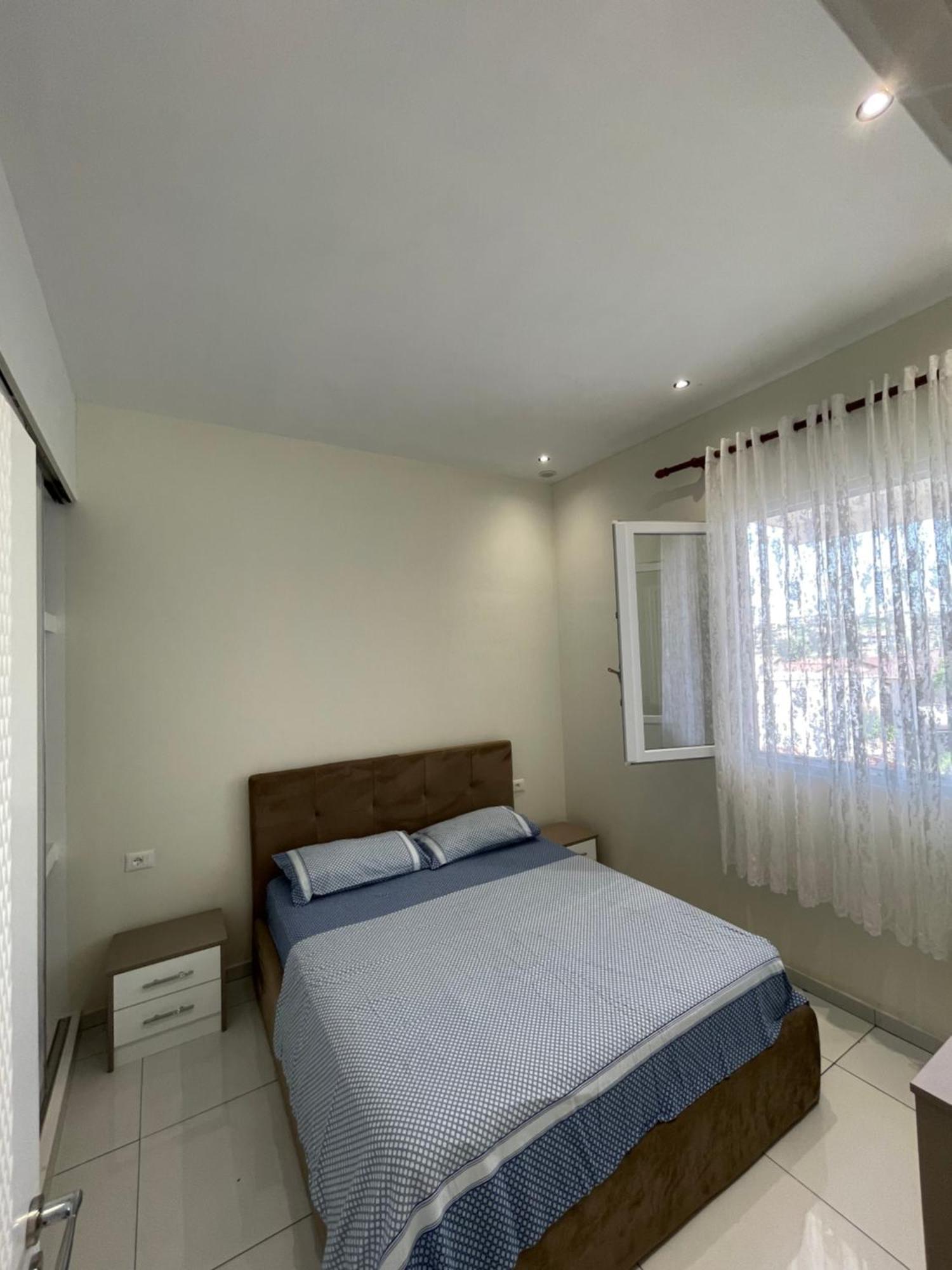 Franco Apartments ティラナ エクステリア 写真